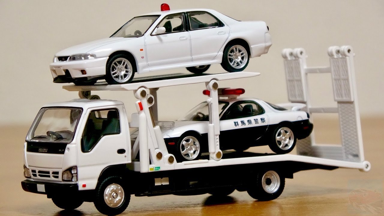 The vehicle we've been waiting for! Tomica Limited Vintage Neo