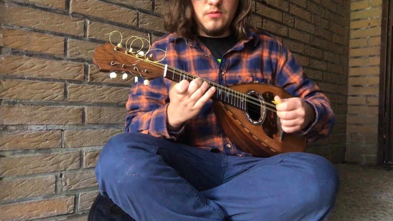 Pietro Tonelli mandolin from Naples - Est. around 1890 - YouTube