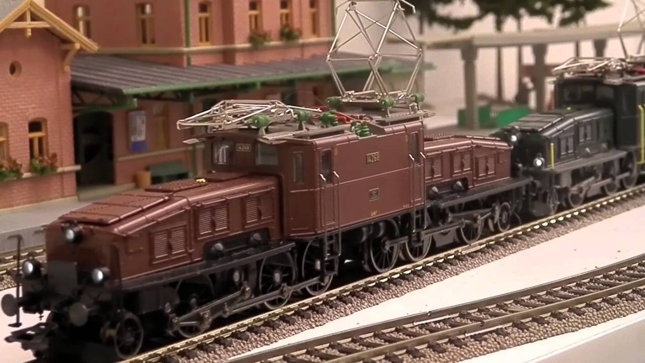 HO Trix SBB Ce 6/8 II形電機「クロコダイル（Crocodile）」2両セット