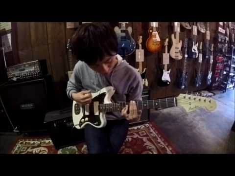 Bacchus BJM-82MG ジャズマスタータイプ・エレキギター 試奏 - YouTube