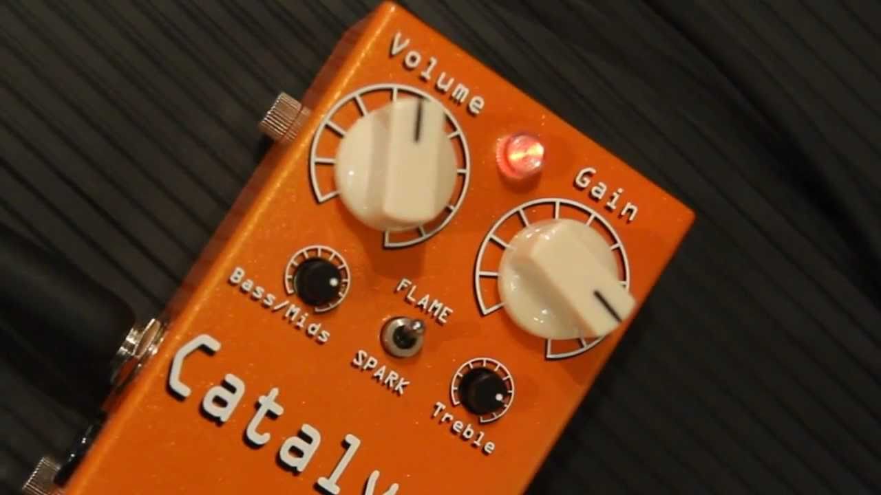 Fulltone Catalyst - Fuzz Pedal - YouTube
