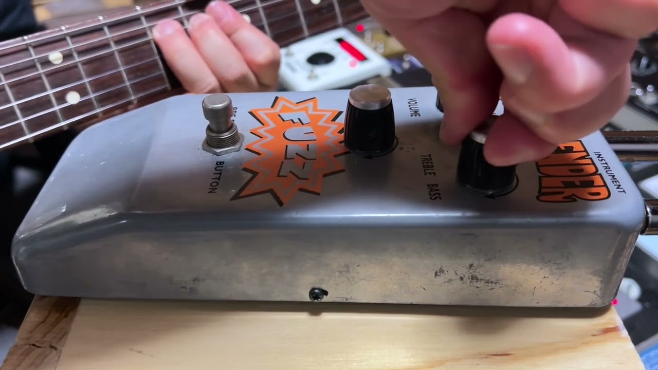 オペアンプ＆トランジスタバージョンのColor Sound Tone Bender Sound