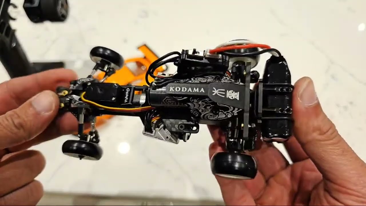 Garage RC presents ..ONISIKI kodama rwd drift LIVE review .Its