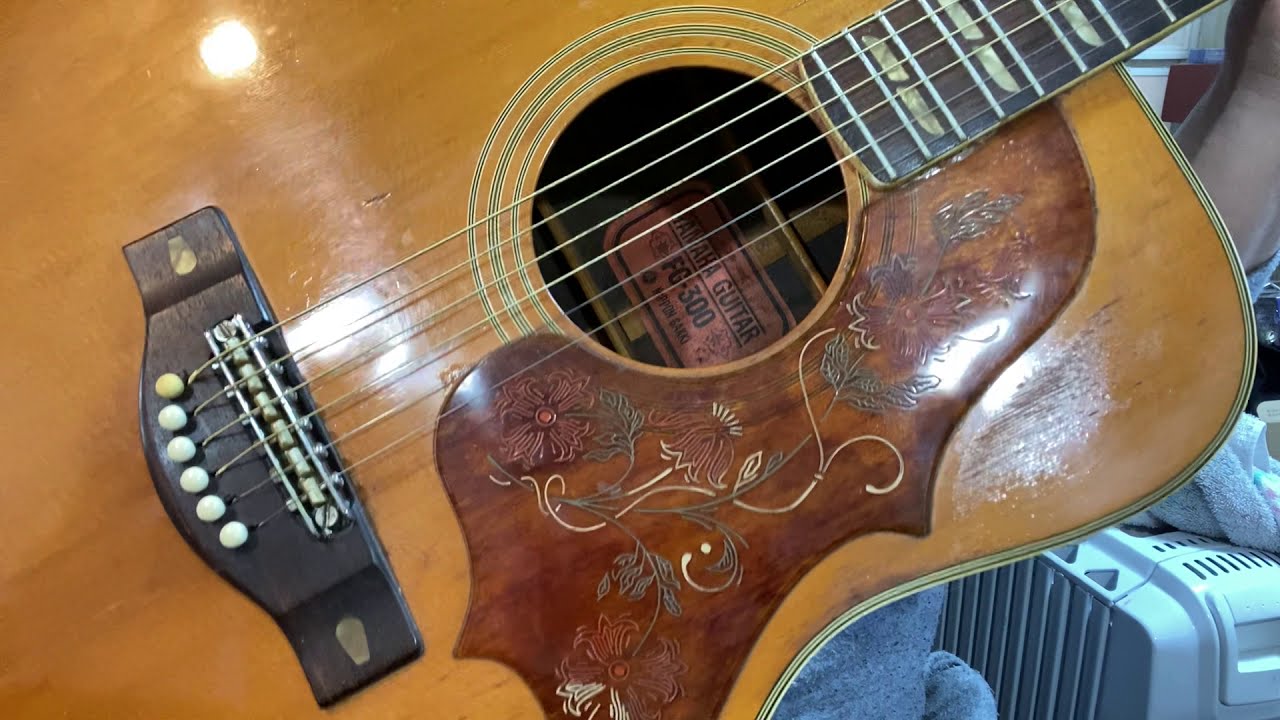 YAMAHA FG-300（赤ラベル）落語 de FG - YouTube