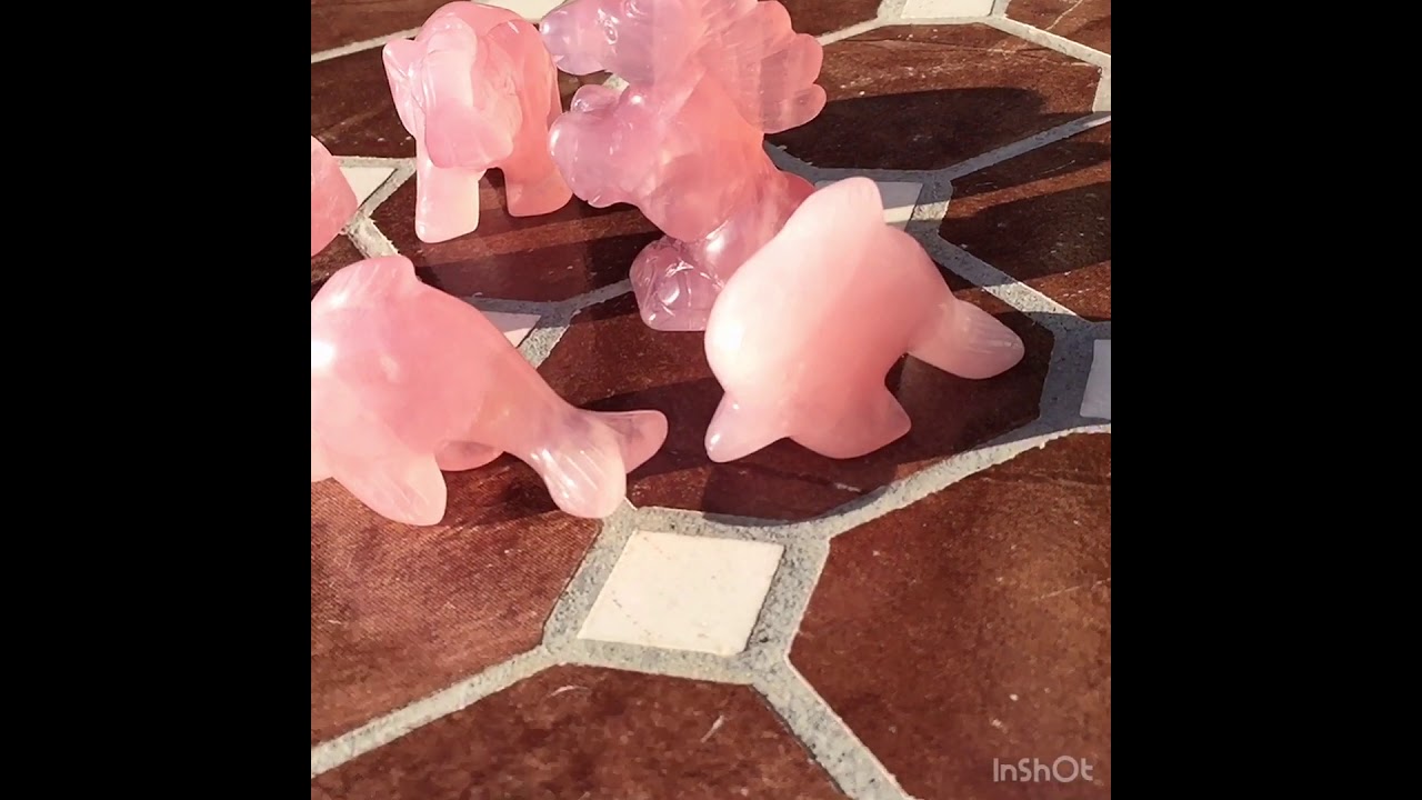 マダガスカル産]ローズクォーツ彫刻イルカ - 埼玉県吉川市の天然石専門
