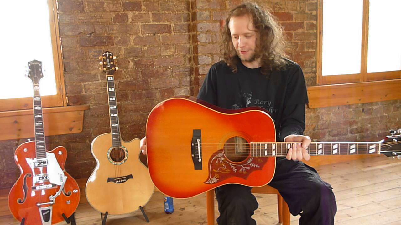 1970s Kiso Suzuki Co Hummingbird - YouTube