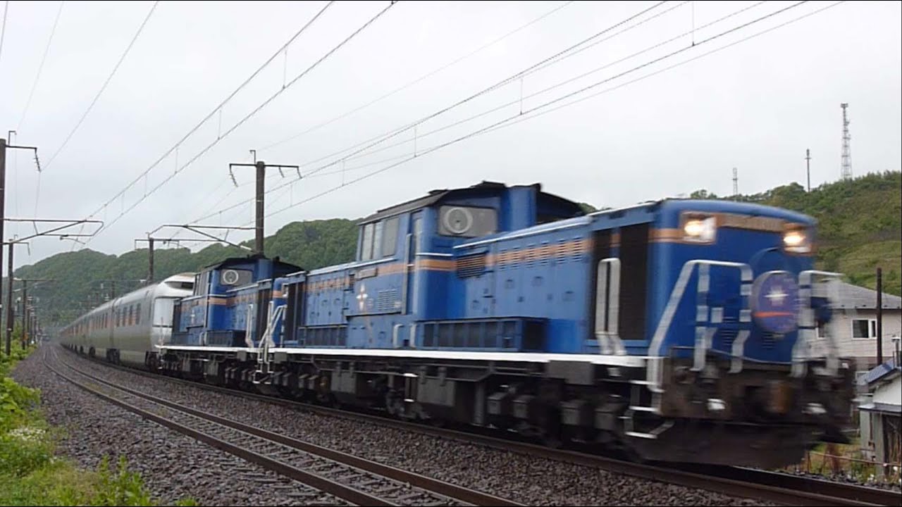 夢の競演】寝台特急トワイライトエクスプレスとカシオペアのすれ違い