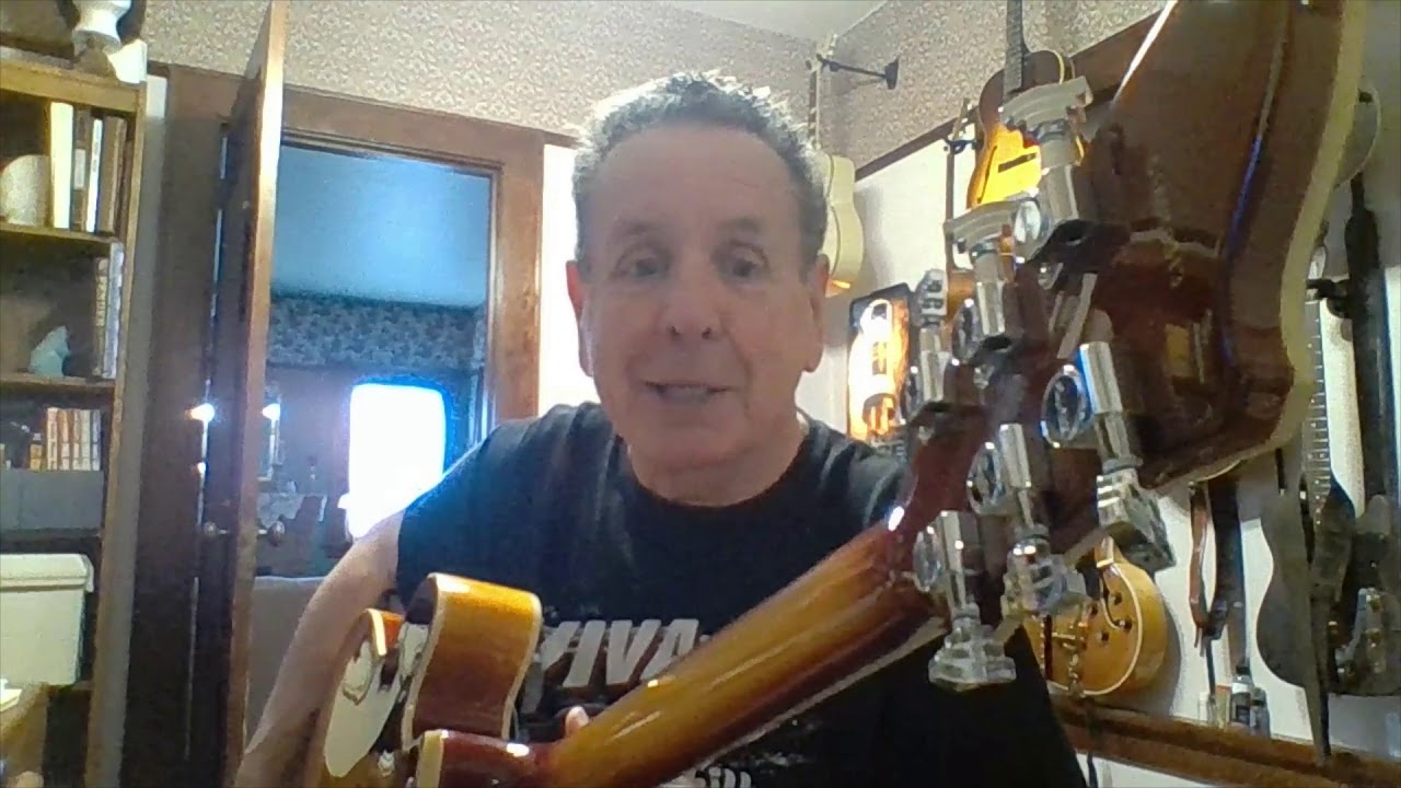 Hagstrom HJ800 - YouTube