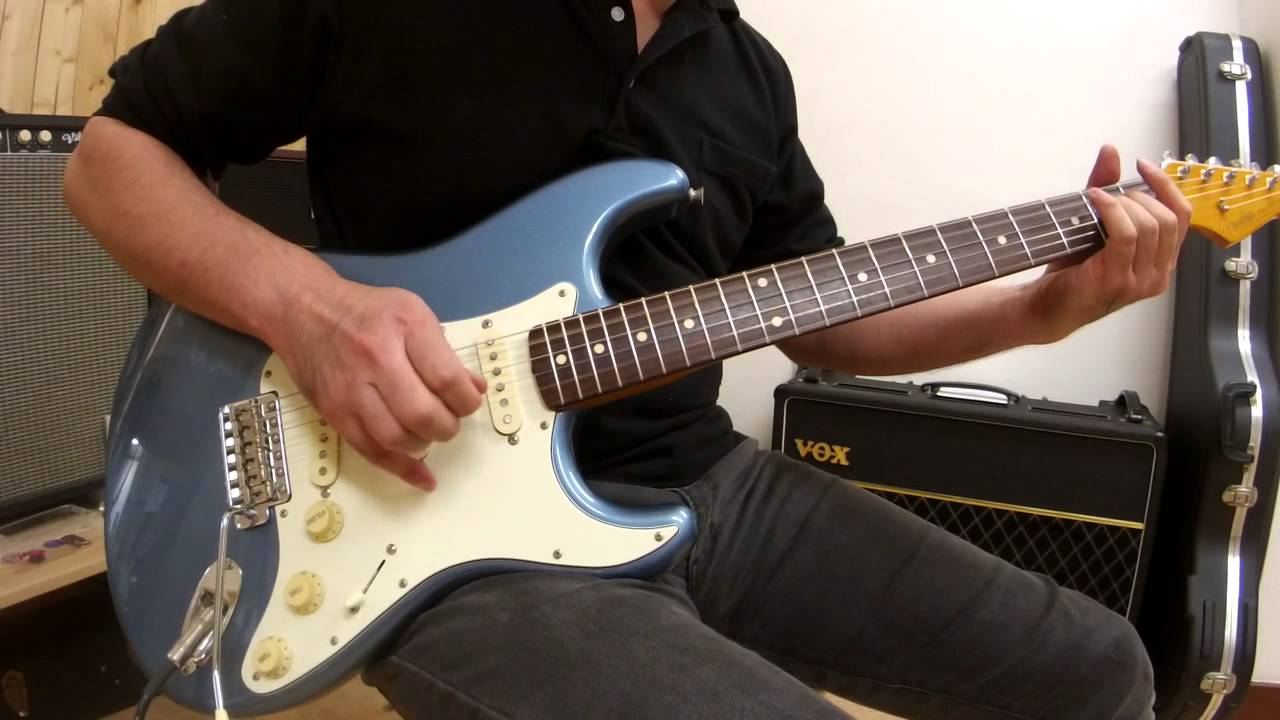 Fender Japan ST62-TX Lake Placid Blue Mod. Clean - YouTube