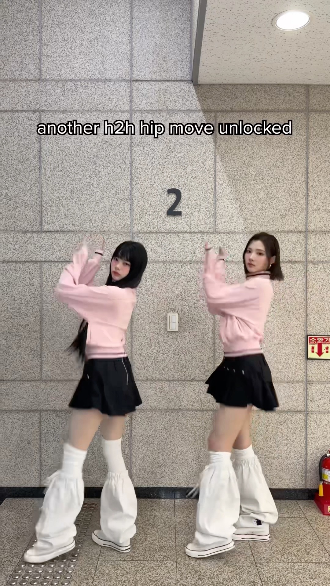 Hearts2Hearts, FOCUS [THE SHOW 251028] - YouTube