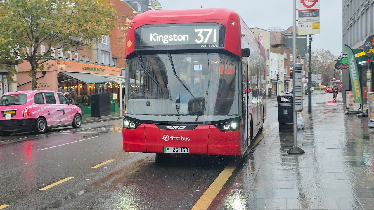 LONDON TRANSPORT (made in GT.BRITAIN)ブリキ LONDON TRANSPORT (made