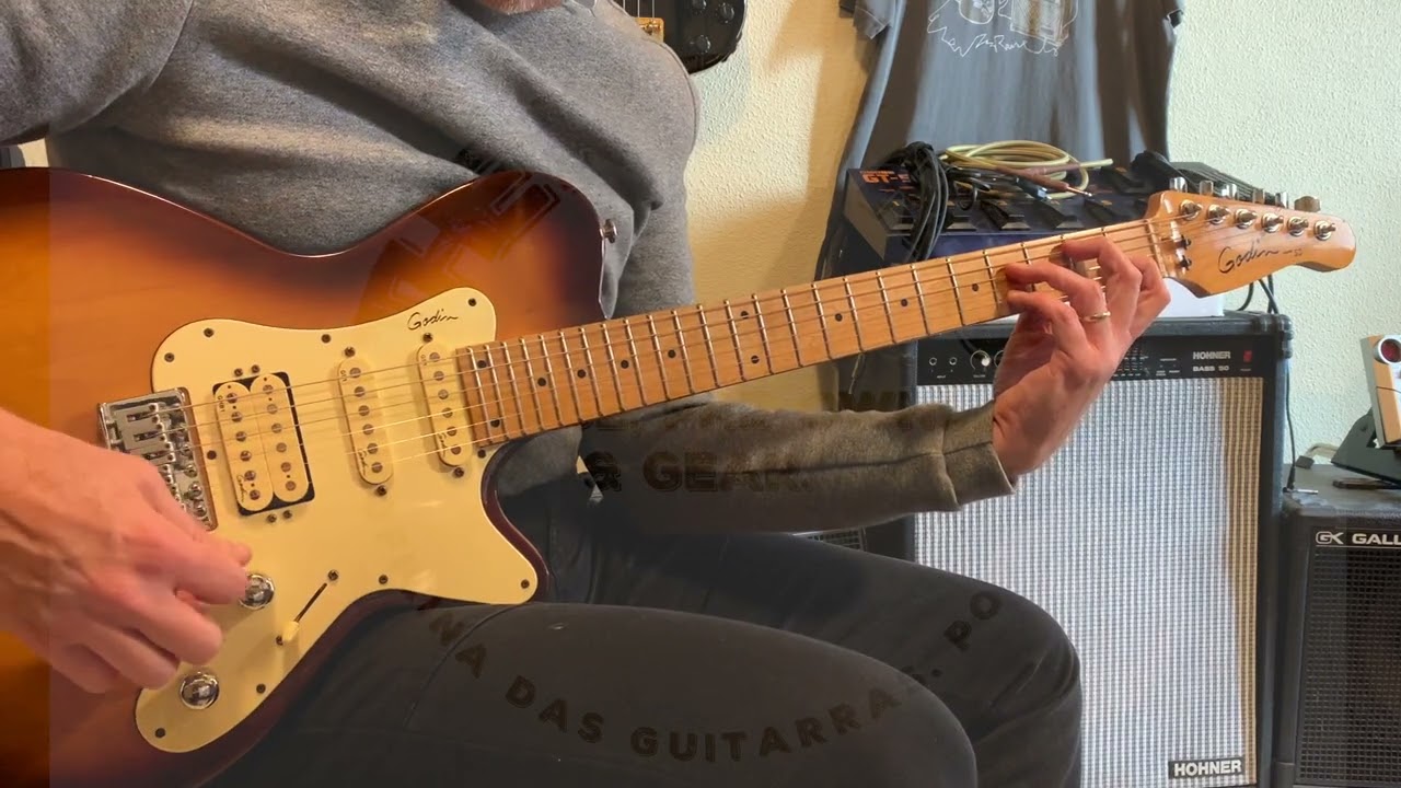 Godin SD 24 electric guitar in Sunburst plain top, HSS pickups all