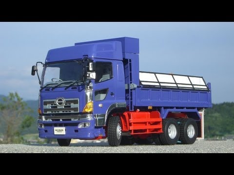 トラックプラモデル日野グランドプロフィアダンプ（1/32スケール