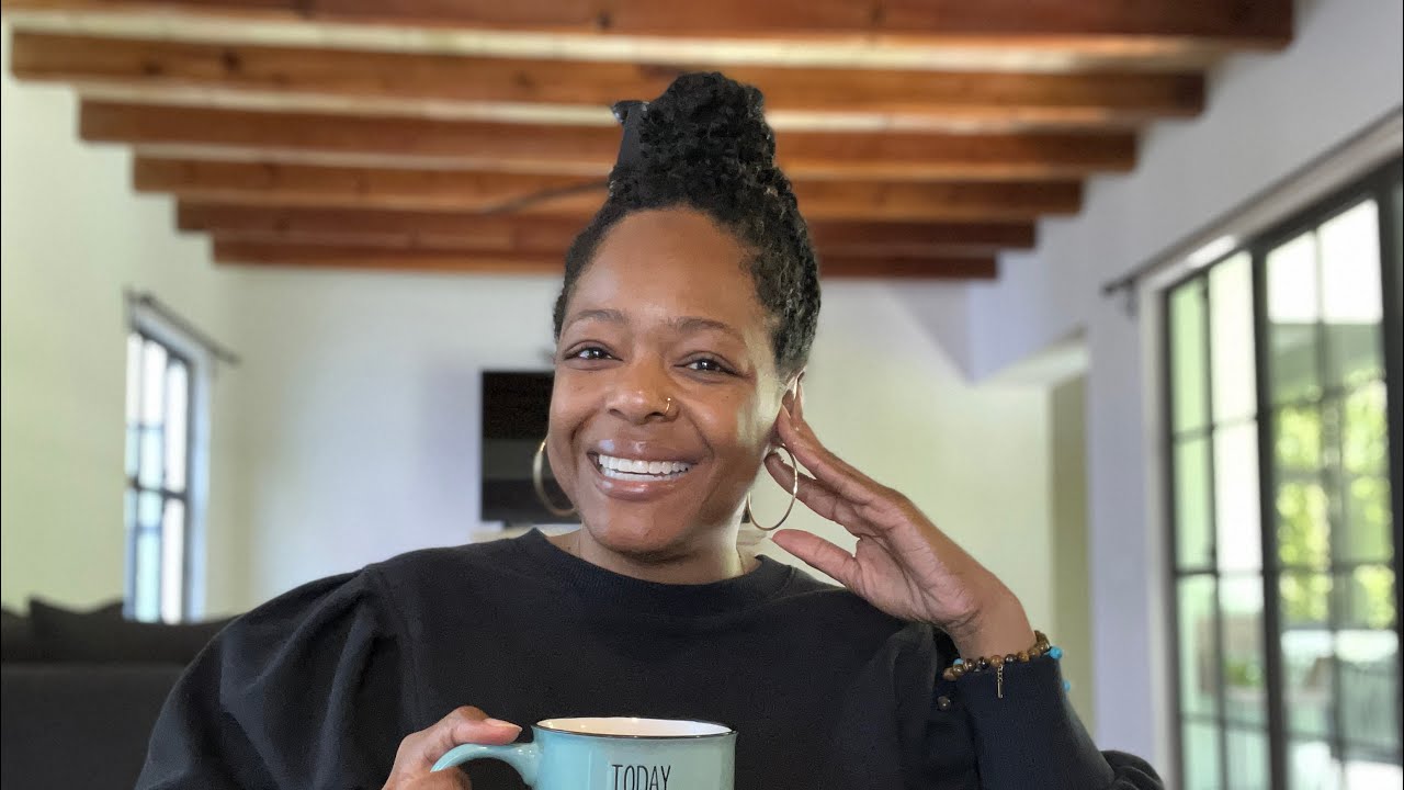 Zuzu 60th Birthday Live 20211204 - YouTube