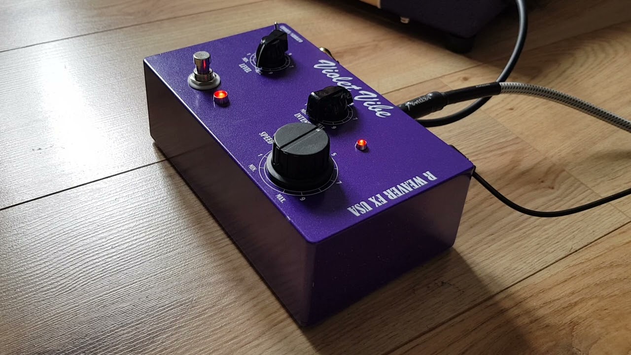 R Weaver FX Violet Vibe + Phil Robinson FX Silicon Phuzz - YouTube
