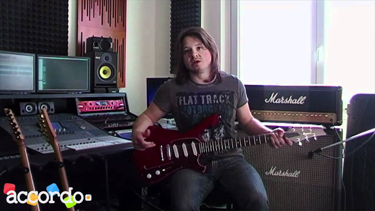 Majik Box Fuzz Universe - YouTube