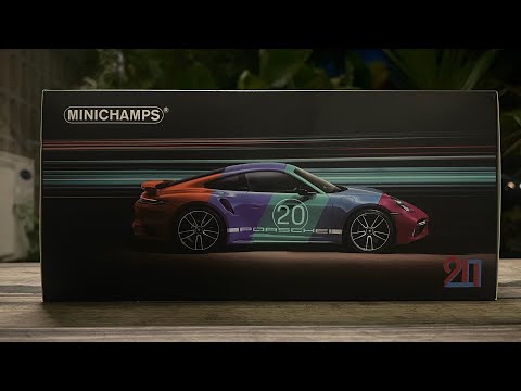 Blue Streak: Unboxing a 1/18 Porsche 911 Turbo S by Minichamps