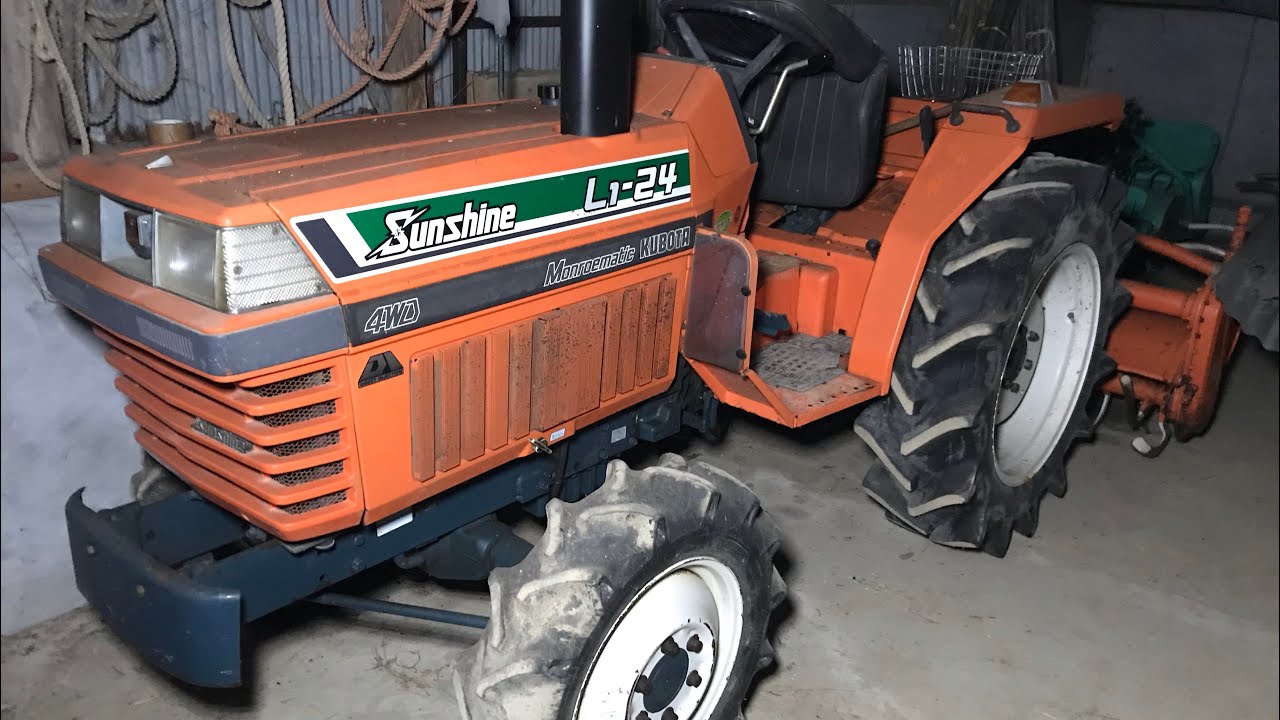 クボタトラクター、サンシャインL1−24.4WD、エンジン始動 - YouTube