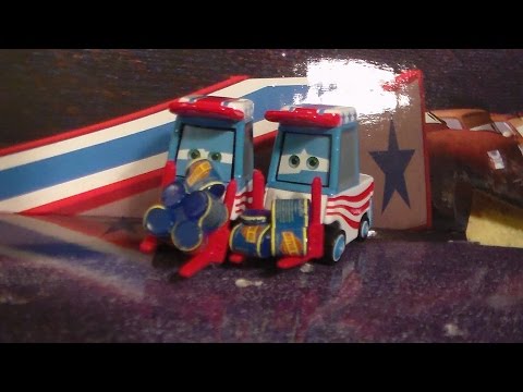 Lug and Nutty w/ Oil Cans! 2010 Mattel Disney Pixar Cars Toon