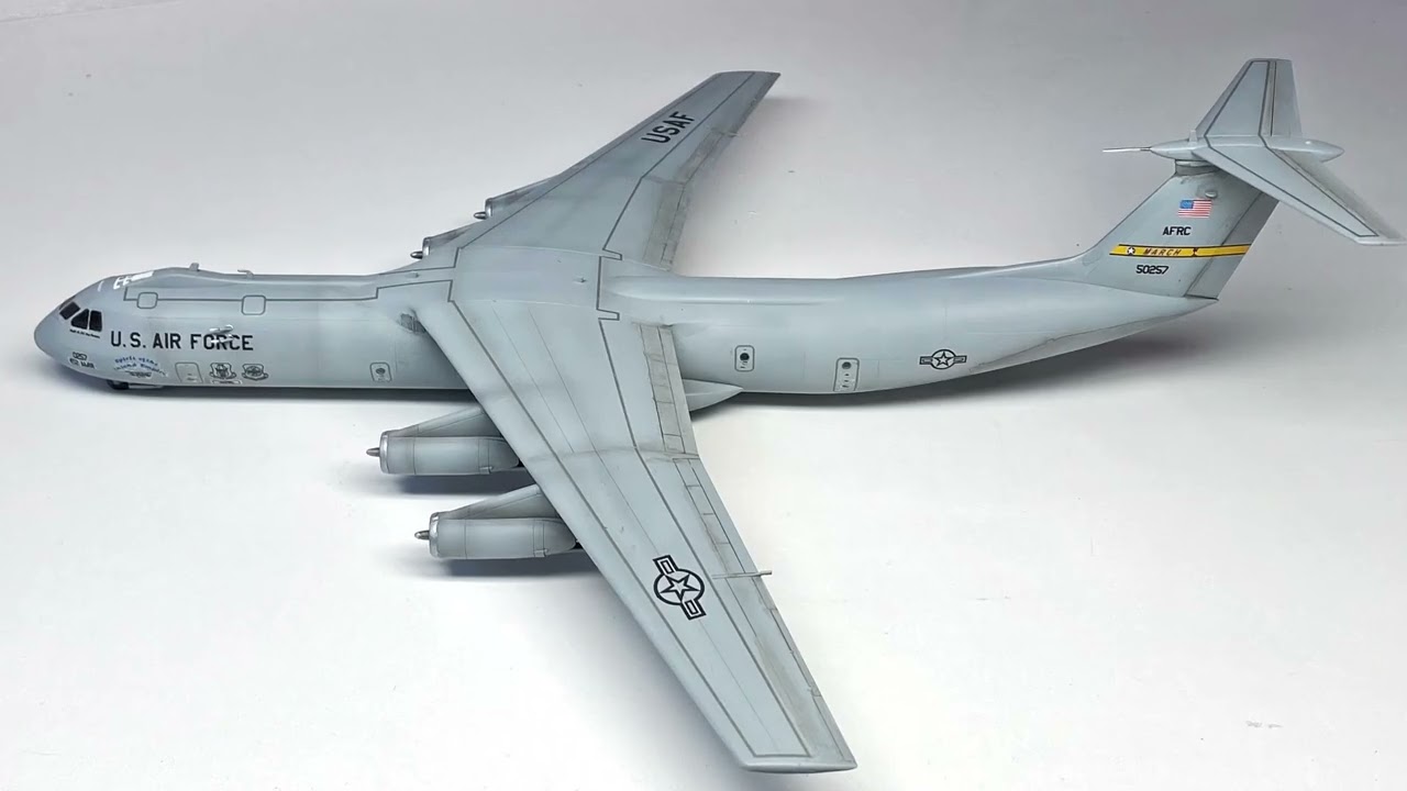 Roden 1/144 scale Lockheed C-141B Starlifter. - YouTube