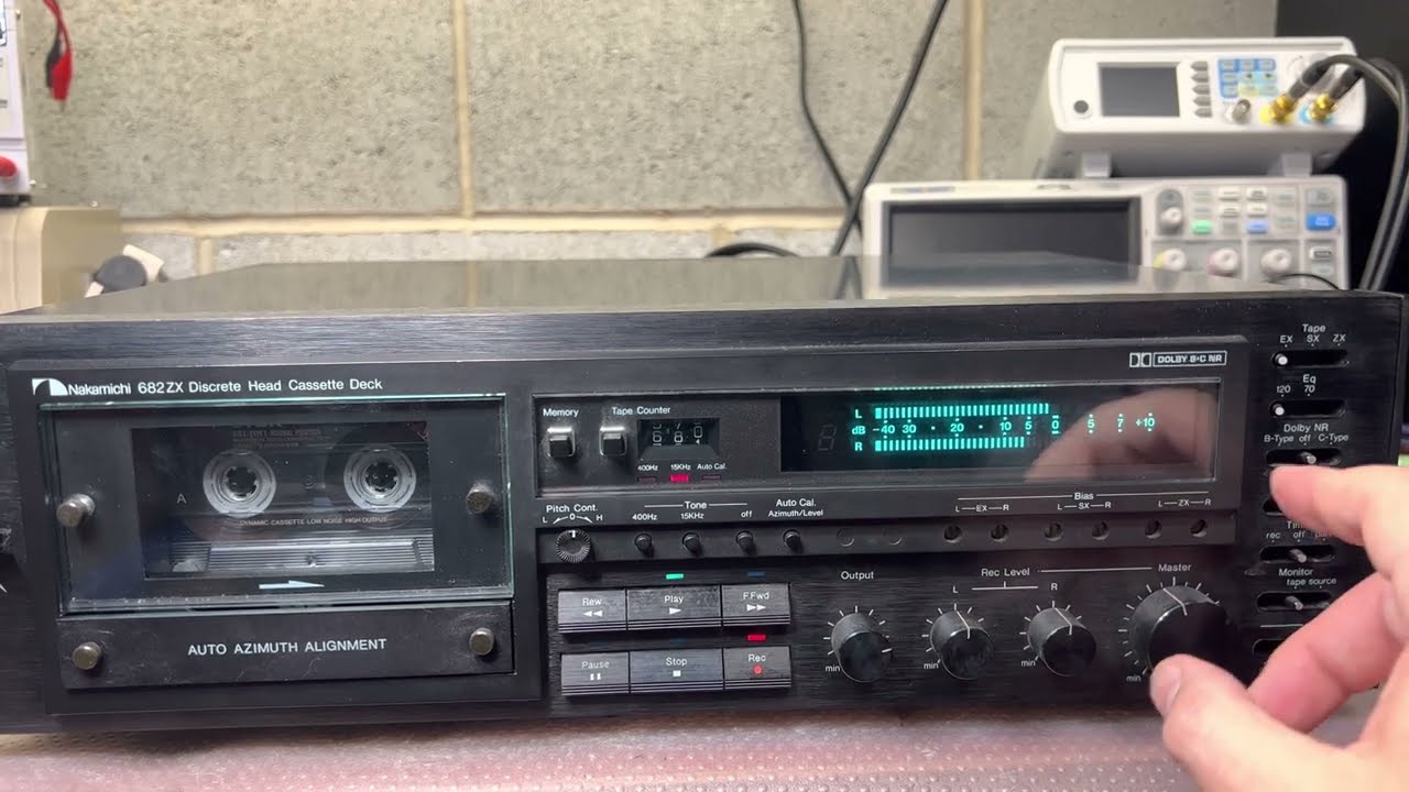 Meet Our New Patient: The Vintage Nakamichi 682zx - YouTube