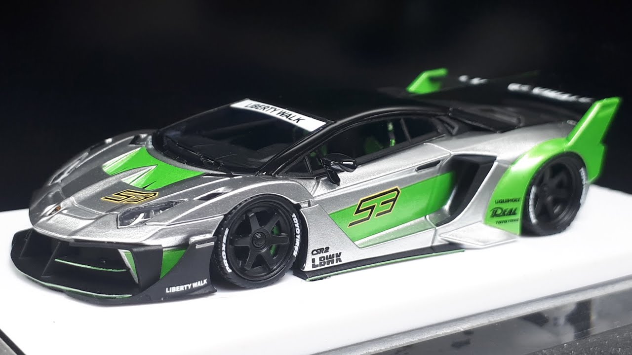 1/64 Lamborghini Aventador GT Evo LBWK by Fuelme resin model car
