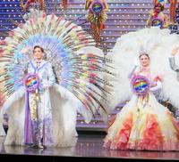 宝塚 花組トップ柚香光＆星風まどか サヨナラ公演開幕 「皆さまに