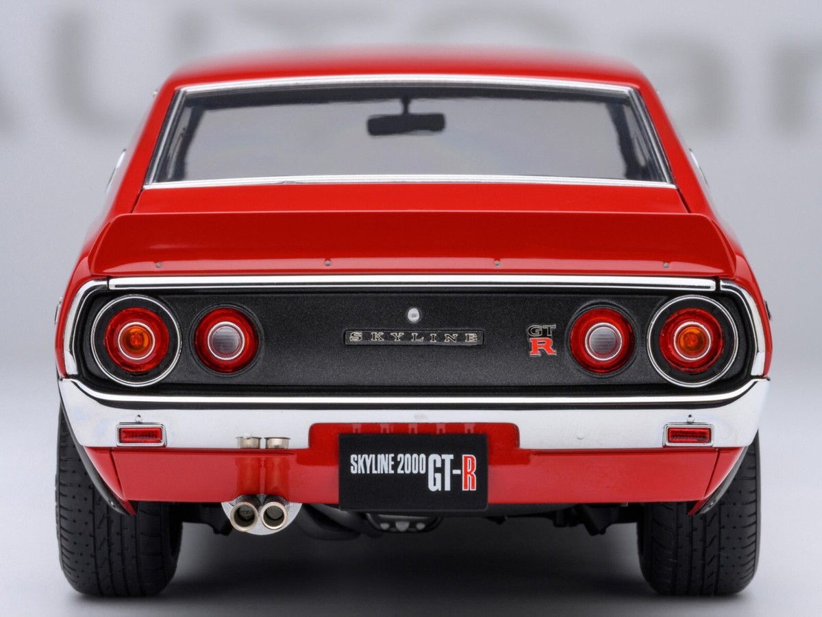NISSAN SKYLINE 2000GT-R (KPGC110) TUNED VER. RHD RED 1/18 MODEL BY