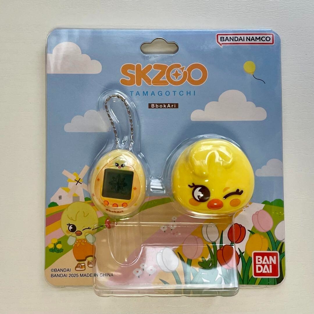 Stray Kids Skzoo Tamagotchi & Case Set BbokAri Felix Bandai Kpop