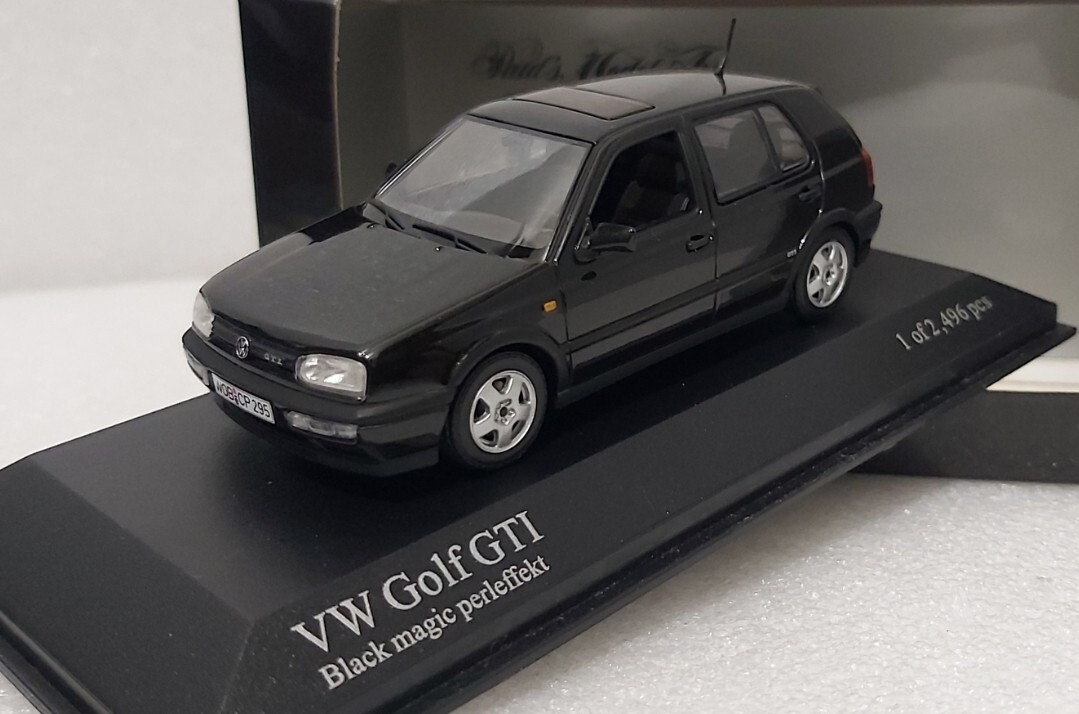 VW Volkswagen Golf 3 III GTI 1993 Black 1:43 Minichamps 400055560