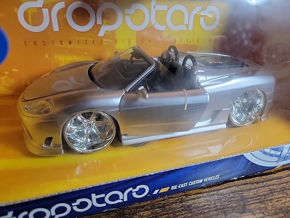 Hot Wheels Dropstars 1/24 Ferrari 360 Spider Silver Convertible