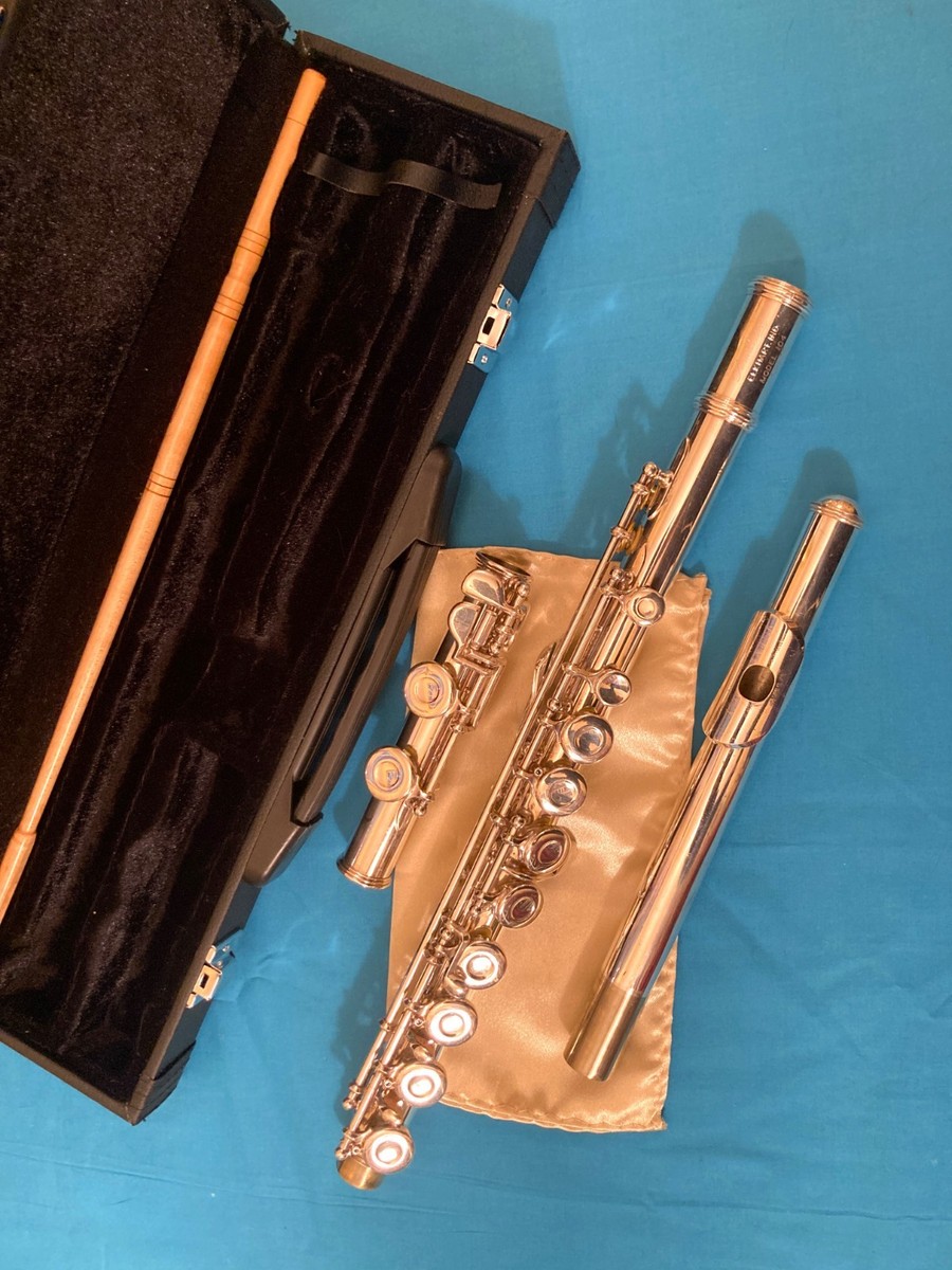 Armstrong Model 104-Student Flute-Overhauled-Made in USA c.1970