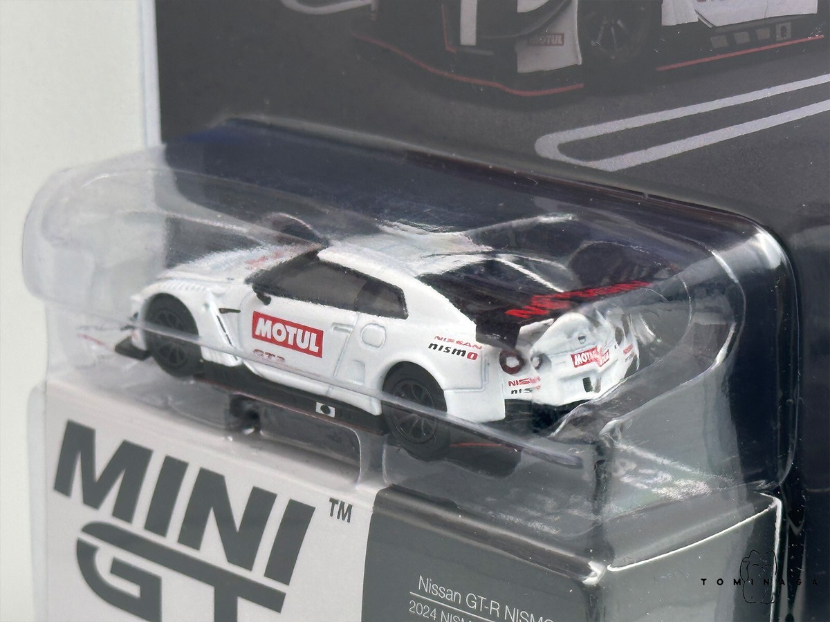 Mini GT 822 Nissan GTR NISMO GT3 2024 Nismo Festival Exclusive