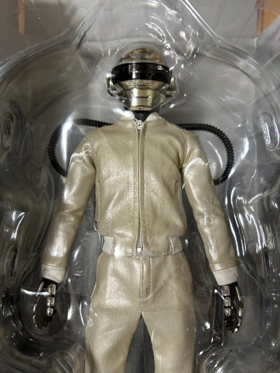 2004 ORIGINAL Daft Punk Discovery Real Action Heroes Figures