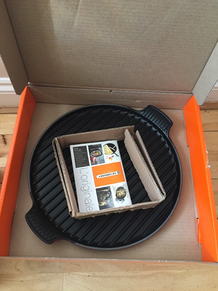 Le Creuset Cast Iron Round Giant Grill Pan 32cm- Cerise (BNIB) | eBay