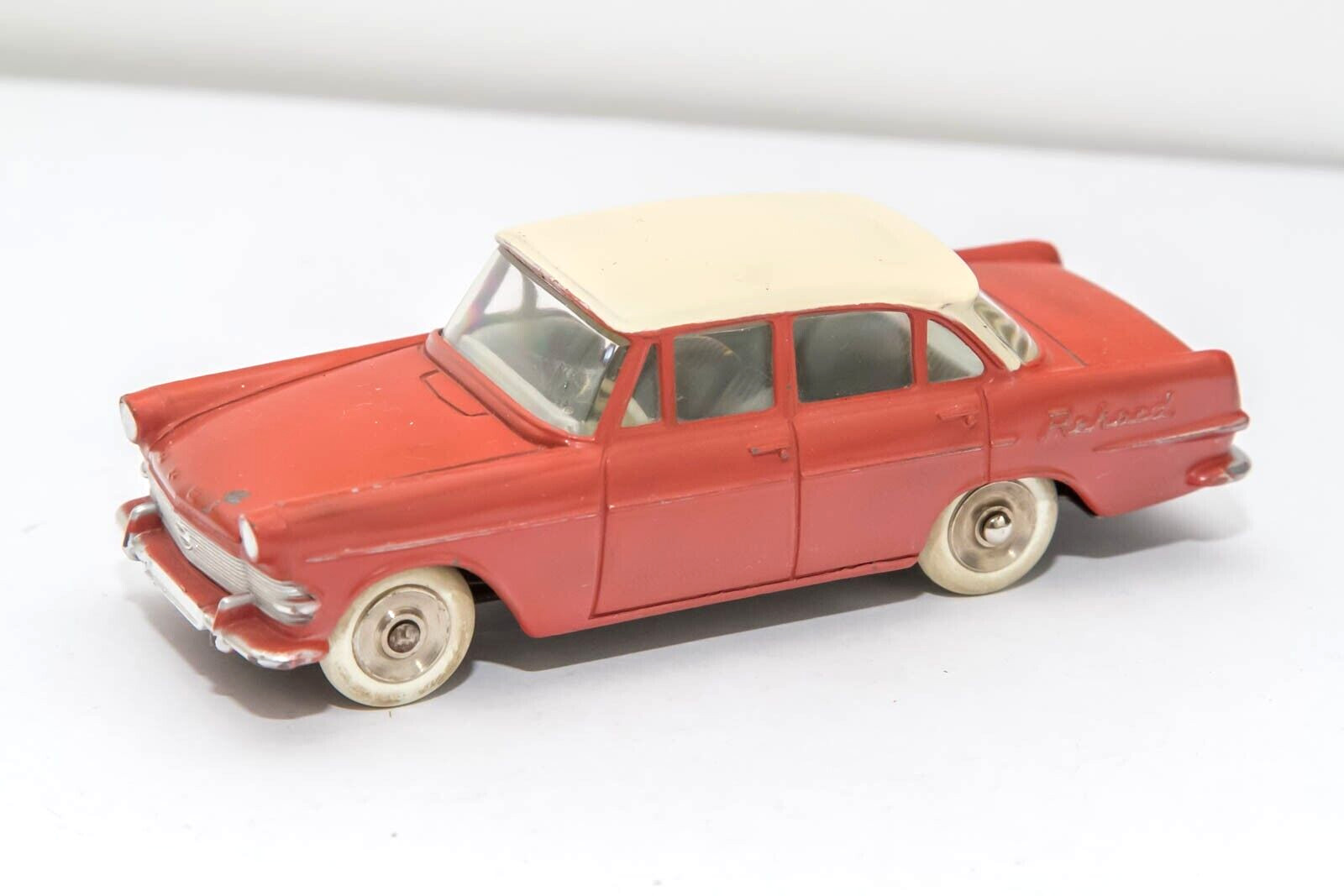 Dinky 554, Opel Rekord - Free Price Guide & Review
