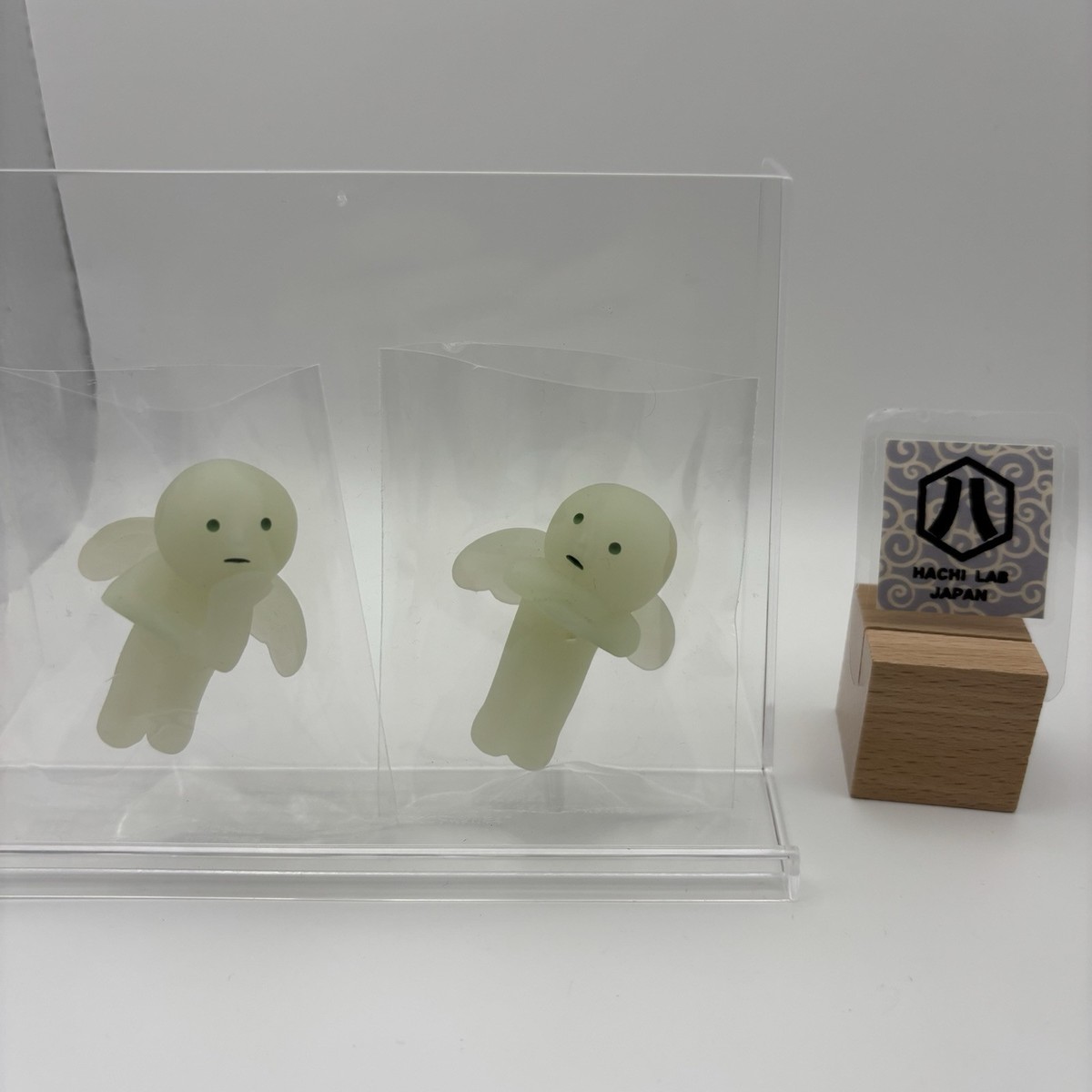 SMISKI Series 4 Secret Twin Angels GLOW IN THE DARK Japan Rare | eBay