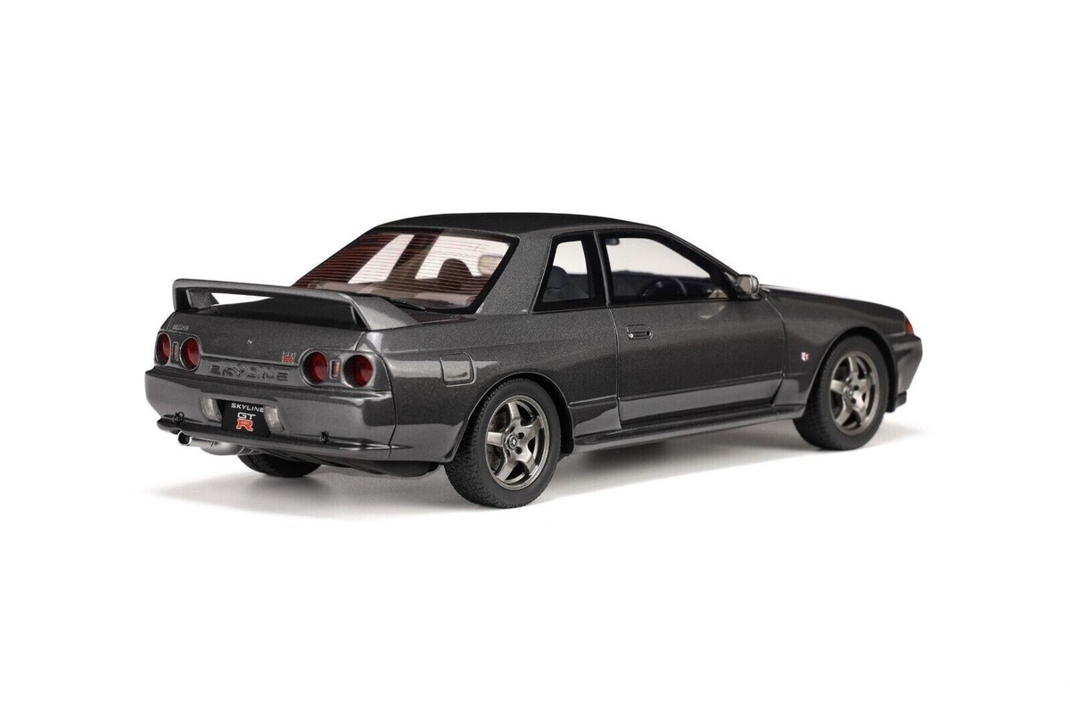 1/18 Nissan Skyline GT-R (R32) Gun Grey Metallic Model Car by Otto