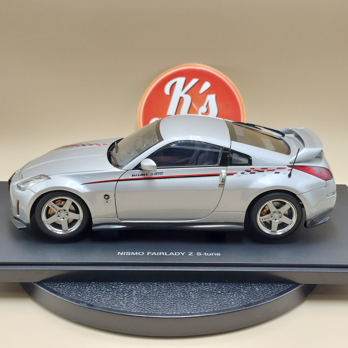 AUTOart 1/18 Nissan Fairlady Z Nismo S-tune Version 350Z 2002