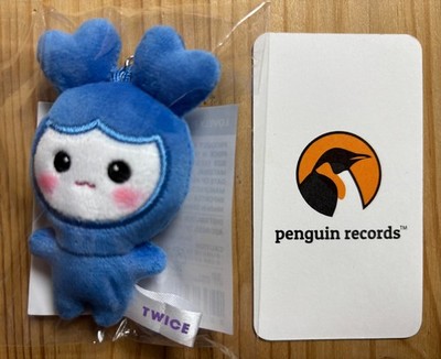 TWICE 10VE UNIVERSE 10th Anniversary POP-UP STORE MD LOVELY PLUSH