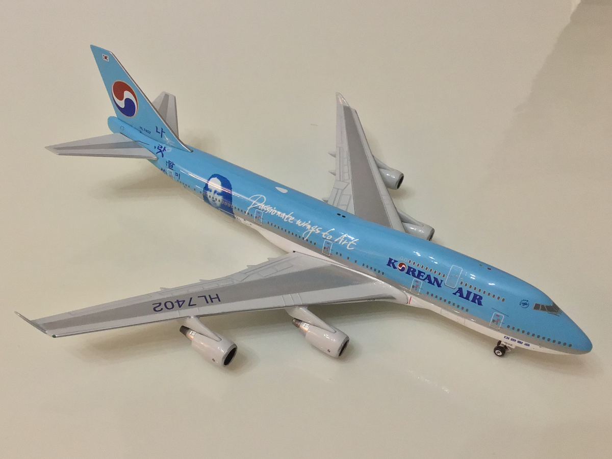 Phoeniex 1:400 KOREAN AIR Boeing 747-400 