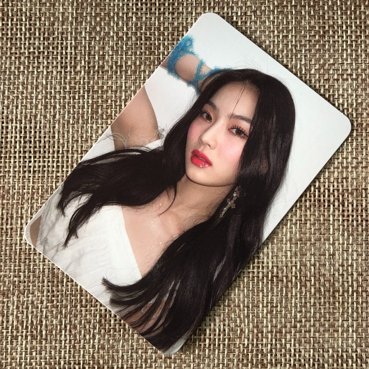 STAYC ISA [WE NEED LOVE] Official Photocard, 3rd Single Digipack