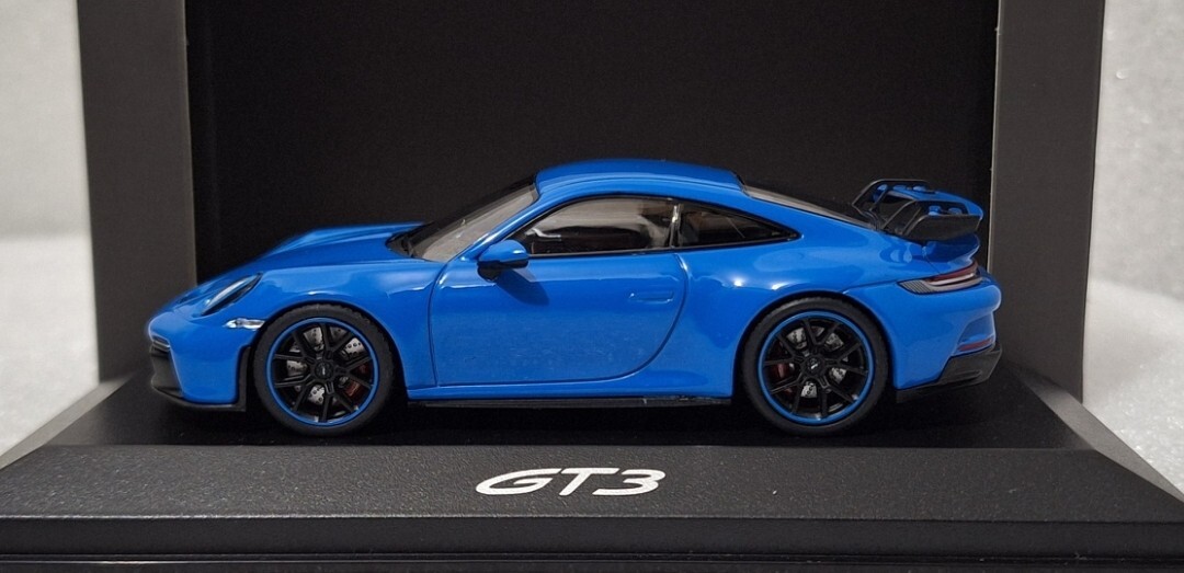Porsche 911 (992) GT3 2021 Shark Blue 1:43 Minichamps WAP 020 149