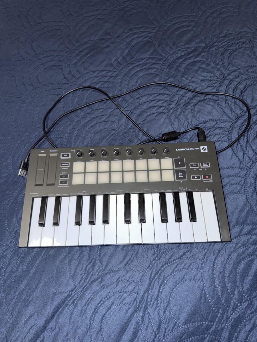 Novation Launchkey Mini Mk3 25 Mini-key Midi Keyboard Controller