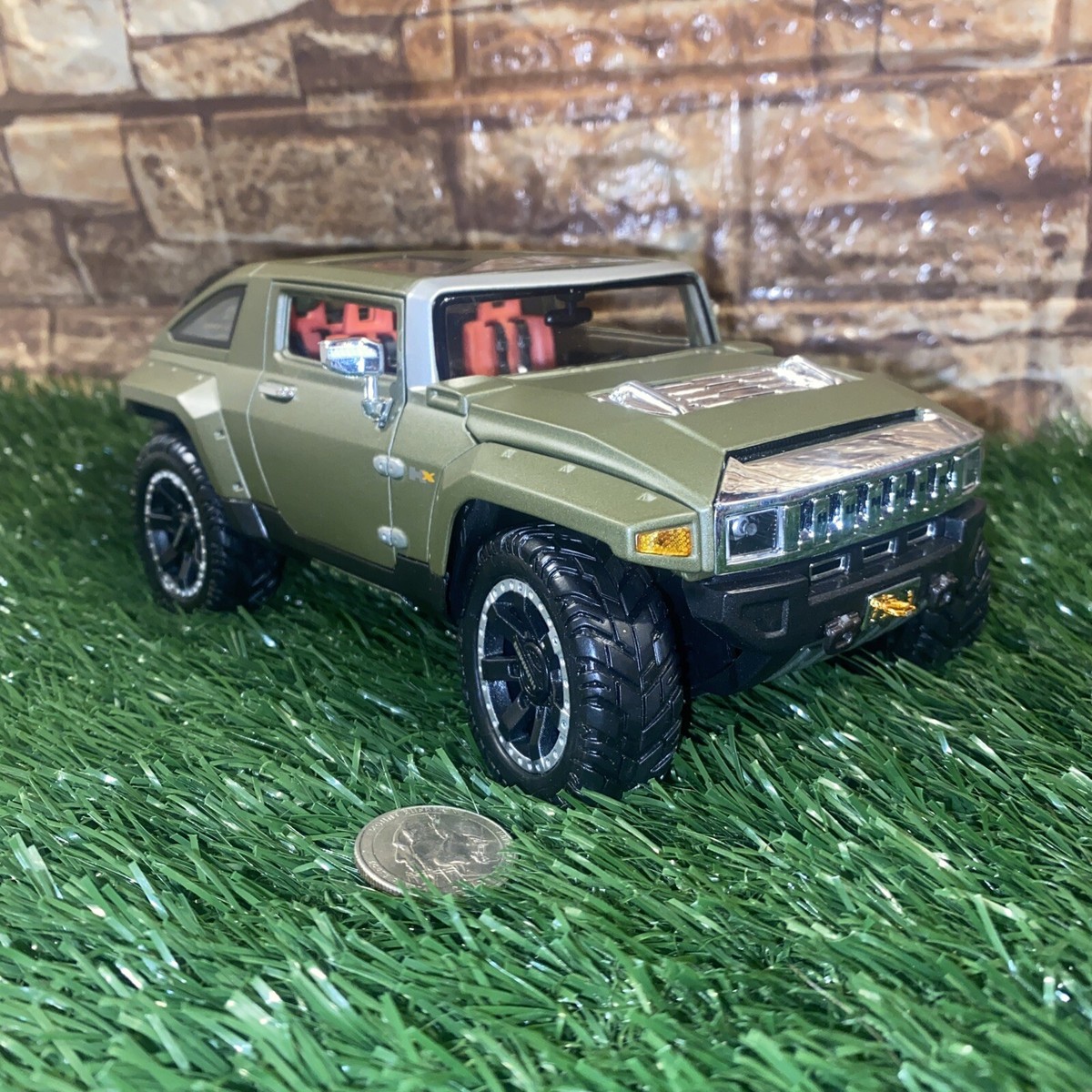 HUMMER HX CONCEPT Green METALLIC 1/18 DIECAST MODEL CAR BY MAISTO