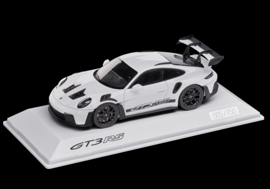 Porsche 911 (992) GT3 RS 2022 White Experience Center Leipzig 1:43