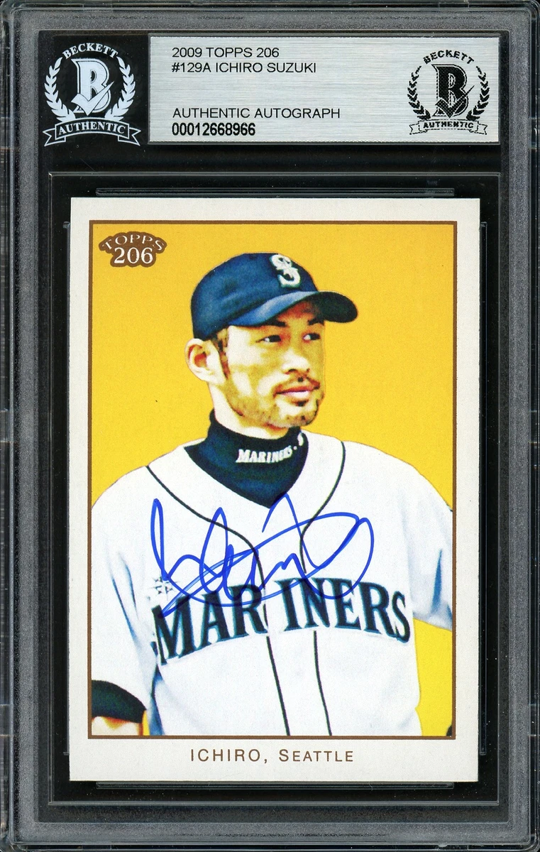 Topps Ichiro Suzuki Autographed Baseball Sports Trading Cards