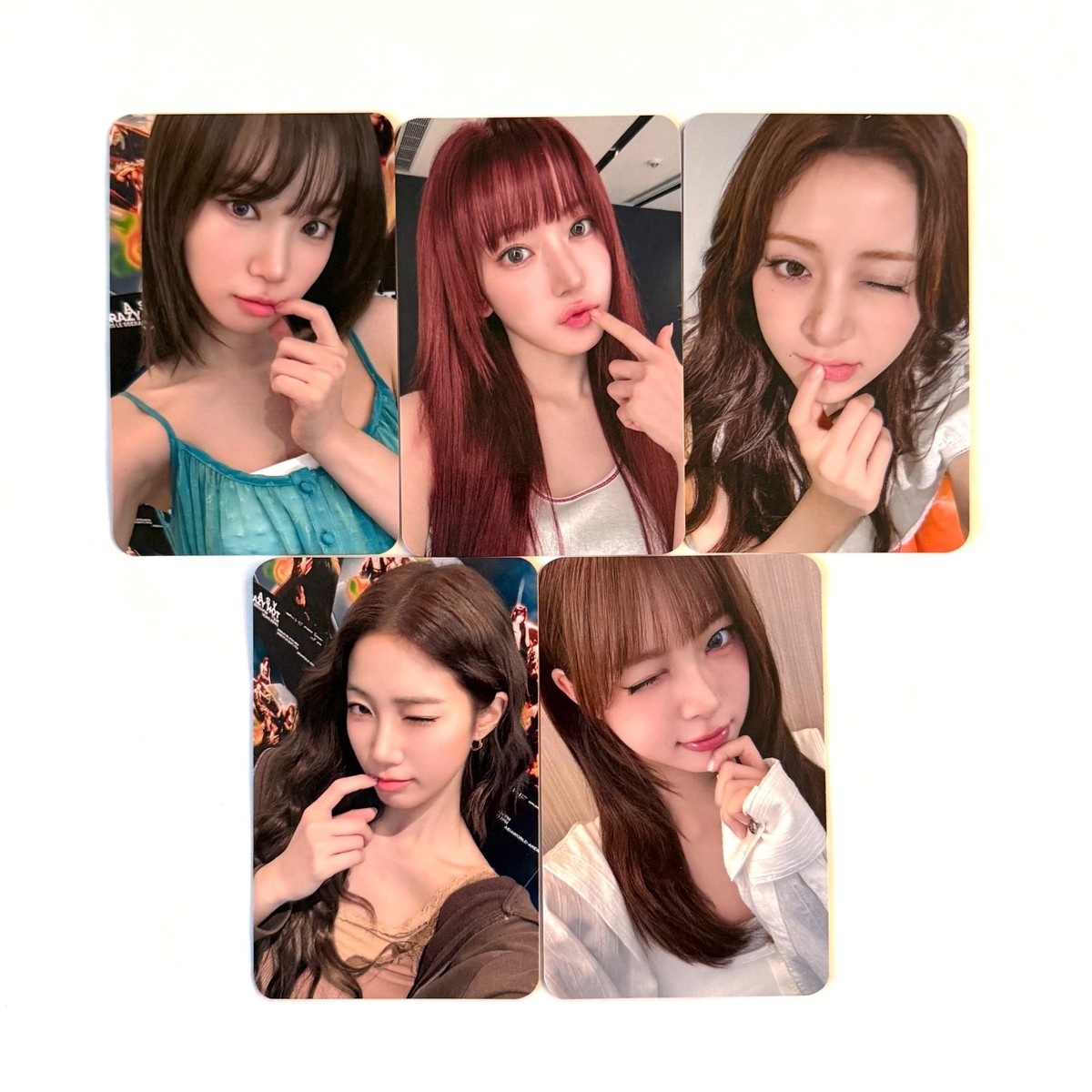 LE SSERAFIM] hello82 NYC Fansign Event Exclusive Photocard Oopsie