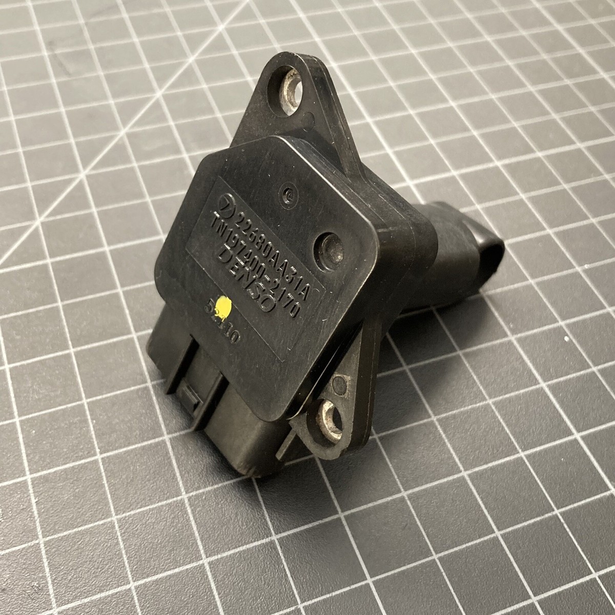 2002-10 Subaru Mass Air Flow Sensor 22680AA31A Denso Forester MAF