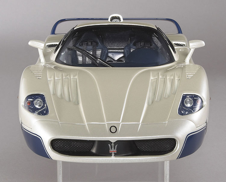 MASERATI MC12 BY HOT WHEELS ELITE EDITION 1:18 L2986 NEW IN BOX